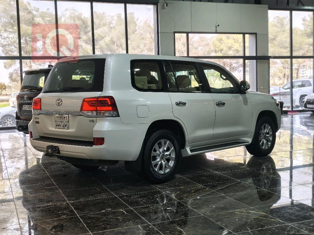 تويوتا لاندكروزر